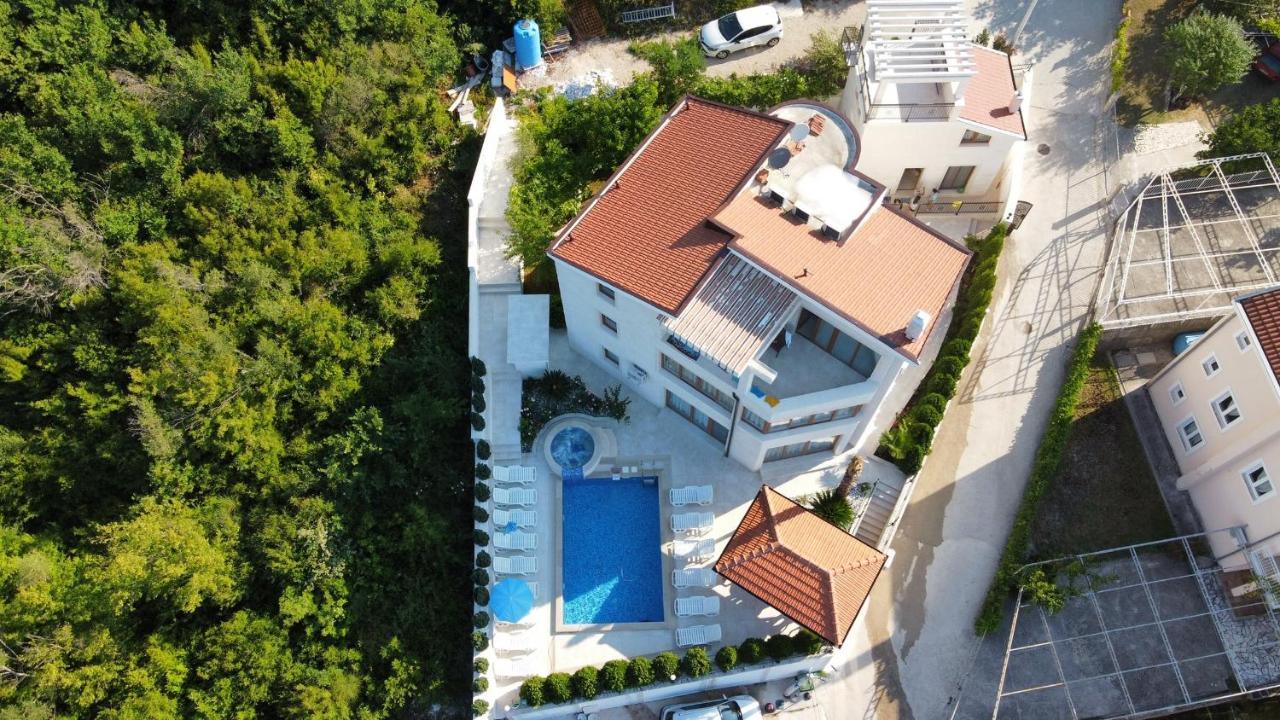 Villa Rakhimov 赫尔采格诺维 外观 照片